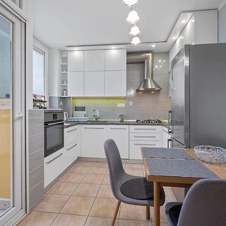Apartman I Sobe Sofi With Common Kitchen Bathroom And Toilet Zagreb Exterior foto